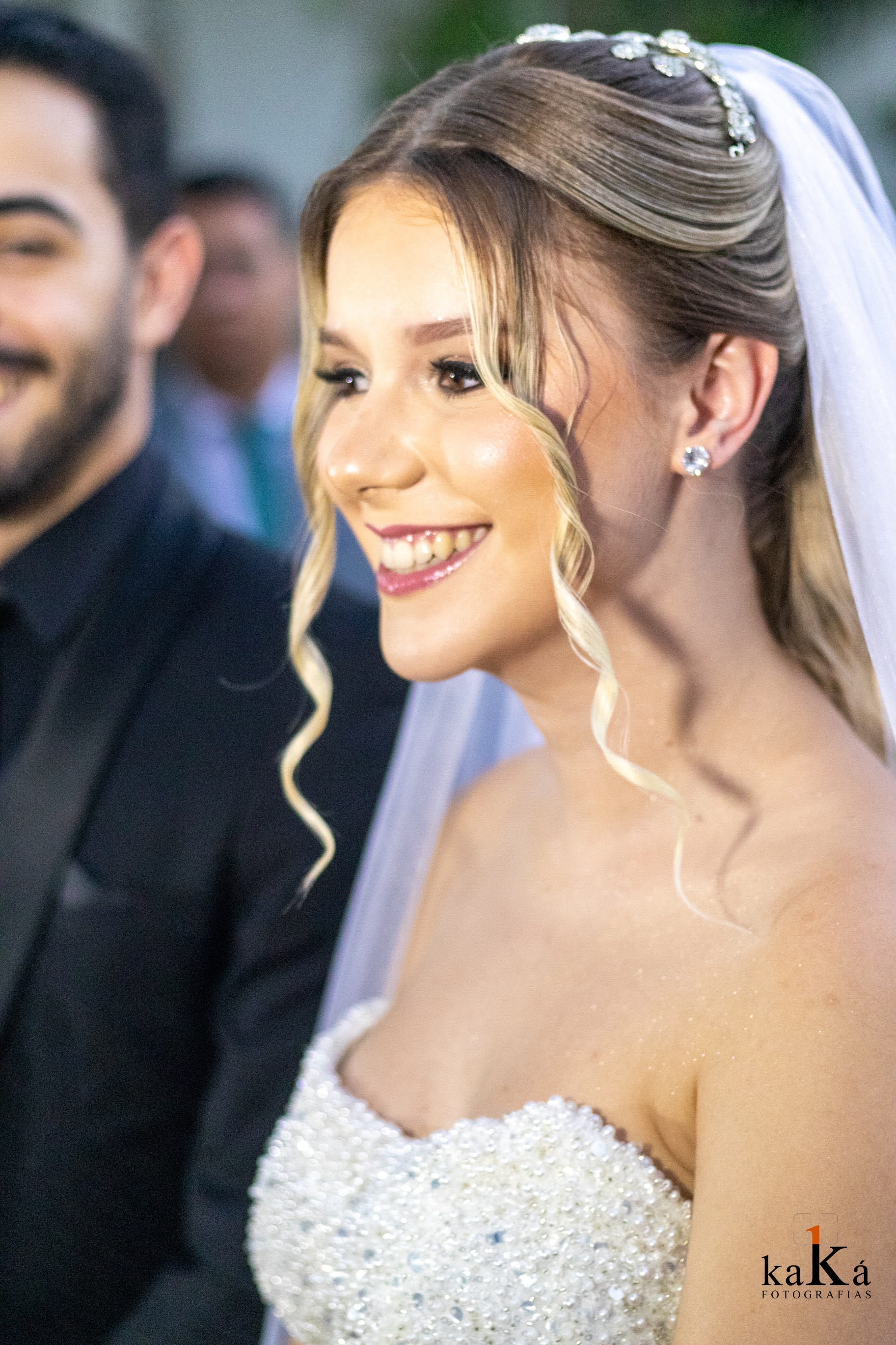 Larissa sorrindo
